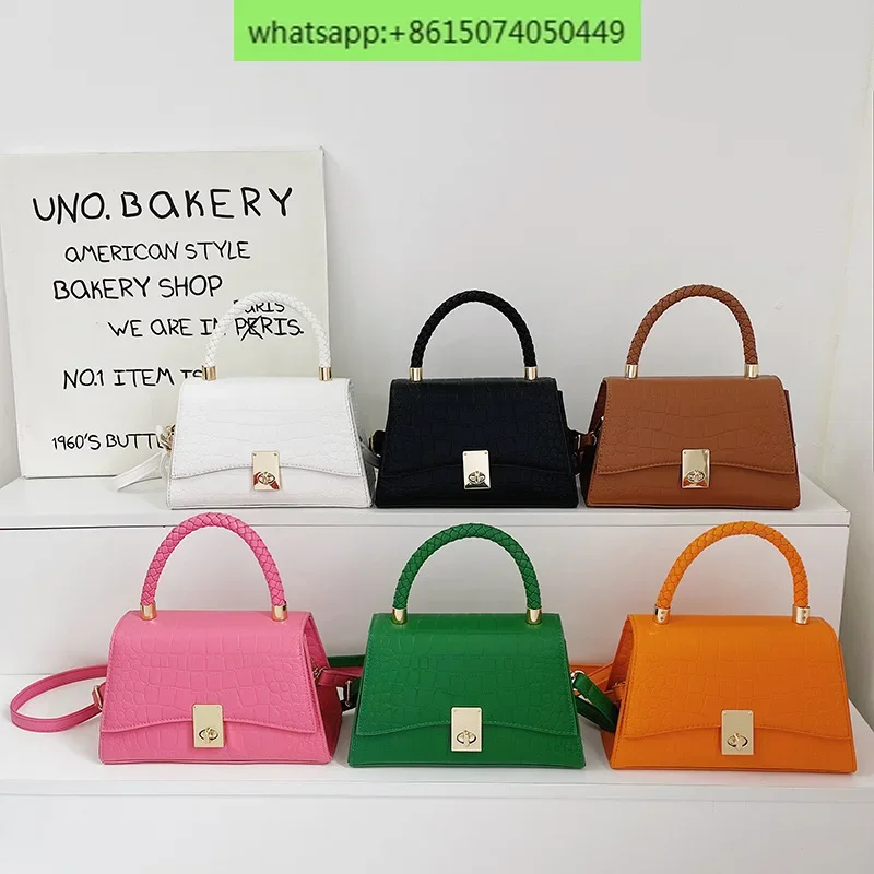 Fashionable floral handbag, women's bag with simple texture, stone pattern, single shoulder diagonal spanning bags
Fashionable floral handbag, women's bag with simple texture, stone pattern, single shoulder diagonal spanning bags