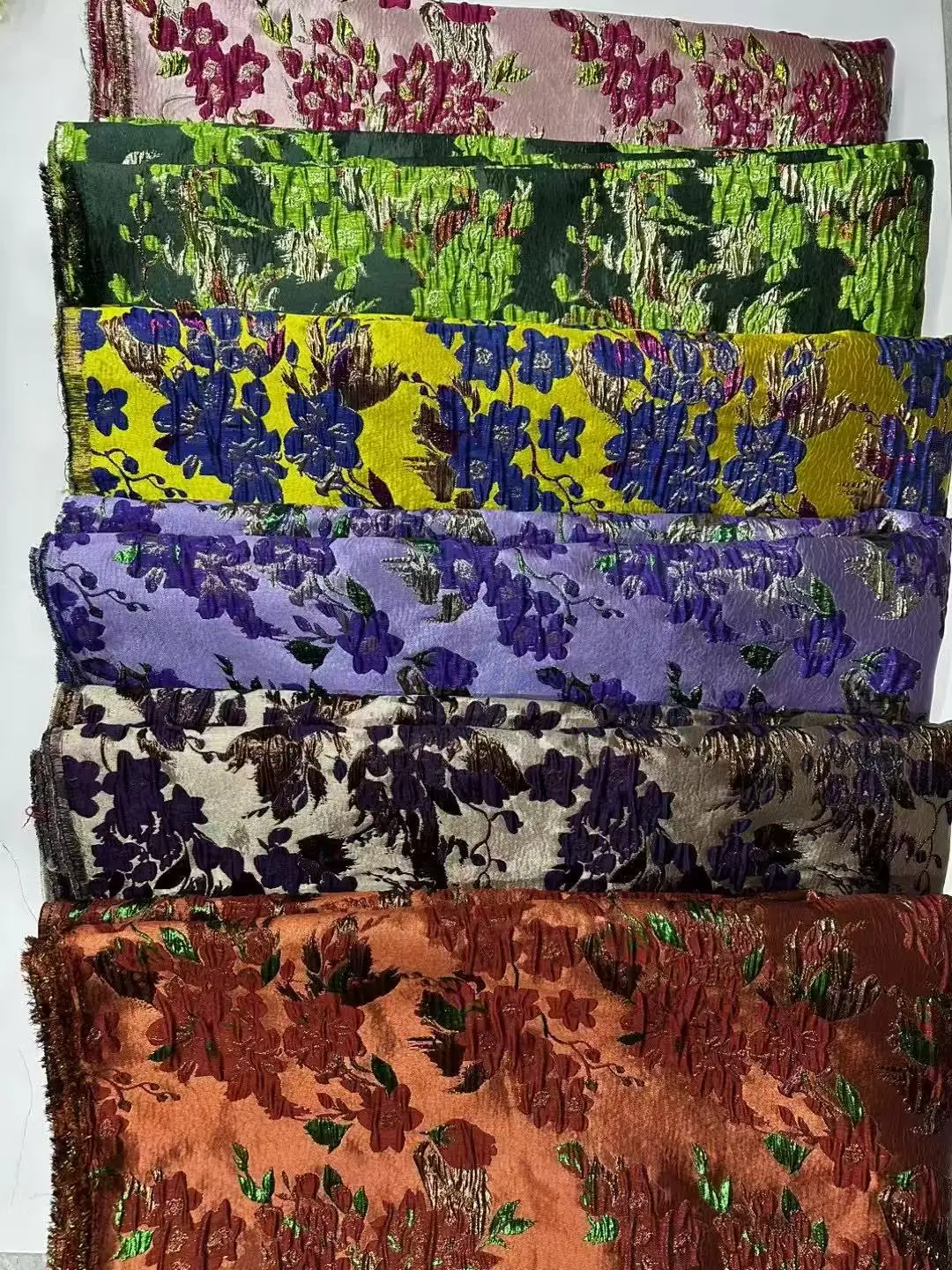 Wholesale Damask Lace Fabric Nigerian Brocade Lace Fabrics New design Lace Jacquard African Gilding Lace Fabric Damask 5 Yards
Wholesale Damask Lace Fabric Nigerian Brocade Lace Fabrics New design Lace Jacquard African Gilding Lace Fabric Damask 5 Yards