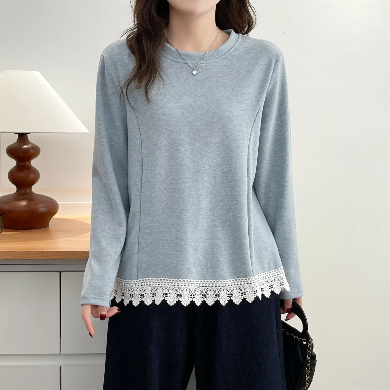 2026 Plus Size Women Base Sweatshirt Lace Hem Long Sleeve Patchwork Top Crew Neck Casual Top 2601
2026 Plus Size Women Base Sweatshirt Lace Hem Long Sleeve Patchwork Top Crew Neck Casual Top 2601