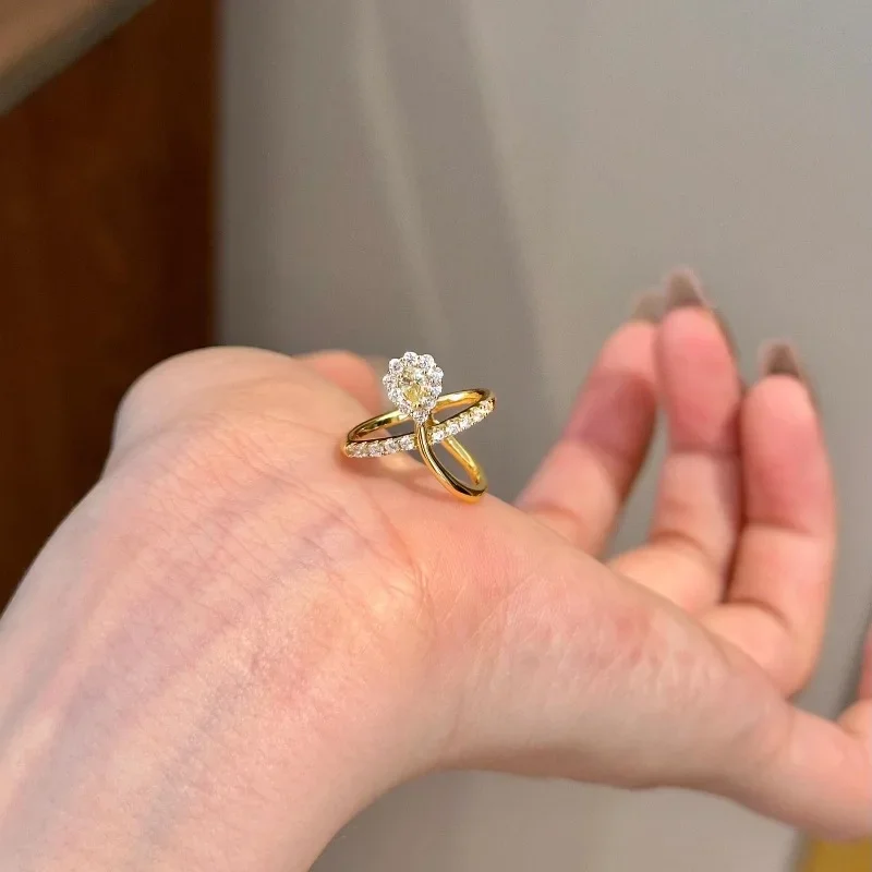 New in trend unique inlaid diamond water drop fashion rings for women light luxury irregular small flower ring wedding jewelry
New in trend unique inlaid diamond water drop fashion rings for women light luxury irregular small flower ring wedding jewelry