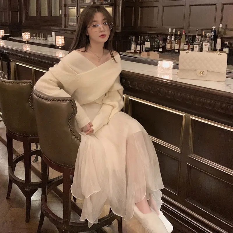 2023 Women's Long Skirt Korean Style Fashion Fairycore Clothes Vintage Y2k Clothing for Girl Elegant Ladies
2023 Women's Long Skirt Korean Style Fashion Fairycore Clothes Vintage Y2k Clothing for Girl Elegant Ladies