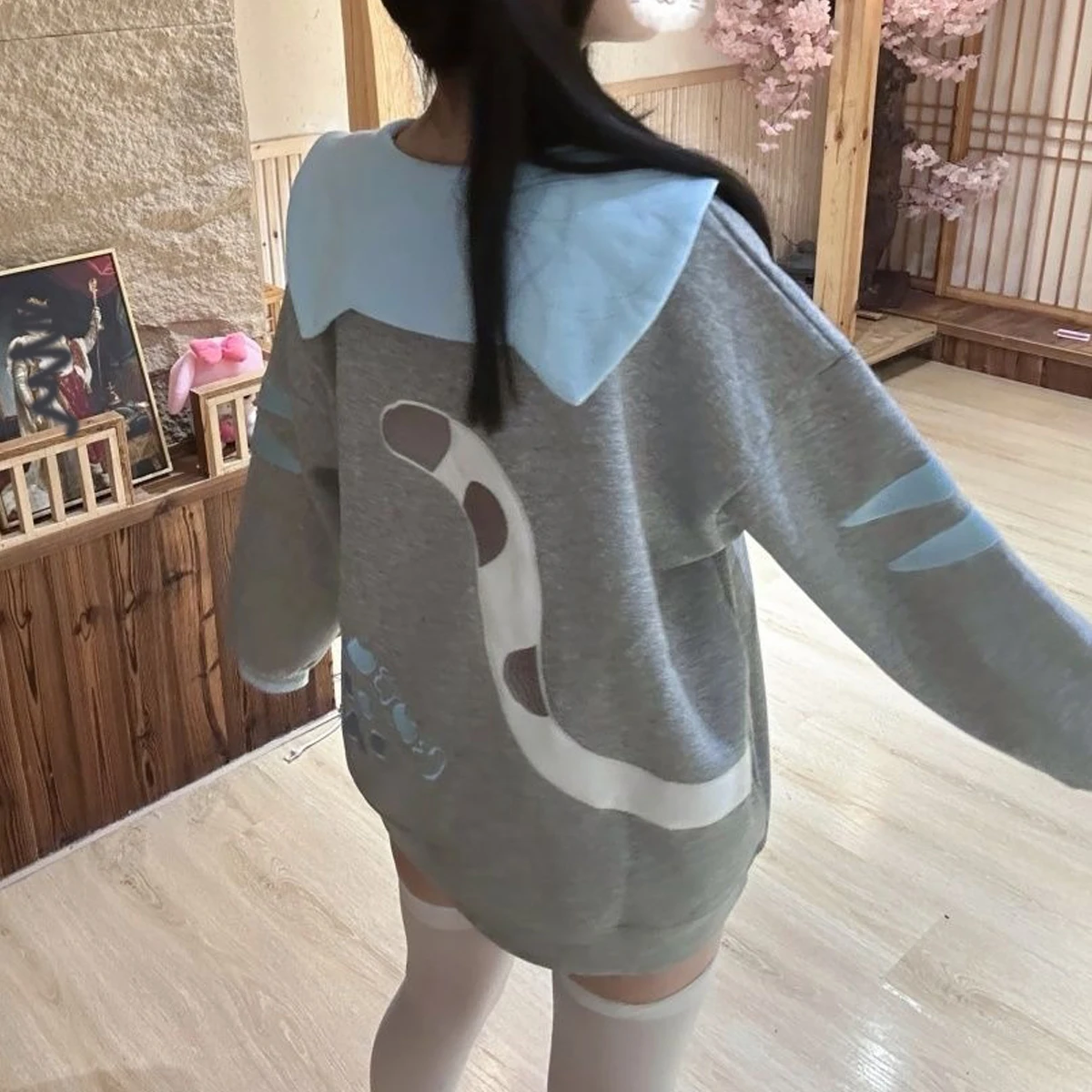 Loose Casual Japanese Hoodies Cat Embroidery Y2k Aesthetic Cartoon Grunge Sweatshirts Women Zipper Harajuku Pocket Pullover Top
Loose Casual Japanese Hoodies Cat Embroidery Y2k Aesthetic Cartoon Grunge Sweatshirts Women Zipper Harajuku Pocket Pullover Top