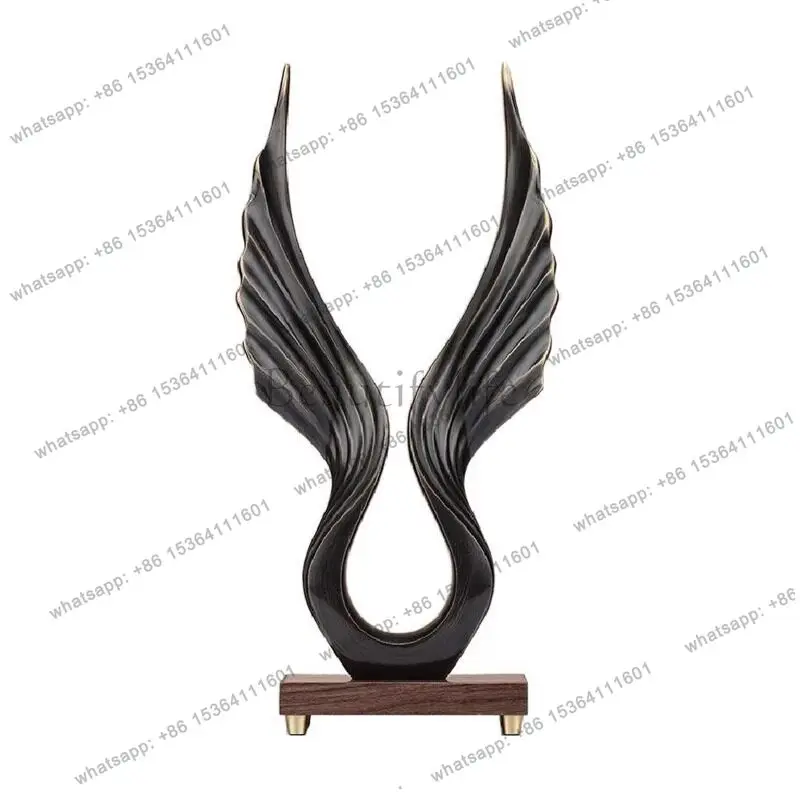 Ornament light luxury Dapeng wings opening gift living room office high-grade feng shui decoration
Ornament light luxury Dapeng wings opening gift living room office high-grade feng shui decoration