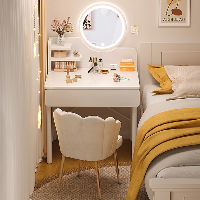 Simple Modern Dressing Table Simple Accessories Aesthetics Mirror European Makeup Modern Bedroom Women Penteadeira Furniture
Simple Modern Dressing Table Simple Accessories Aesthetics Mirror European Makeup Modern Bedroom Women Penteadeira Furniture