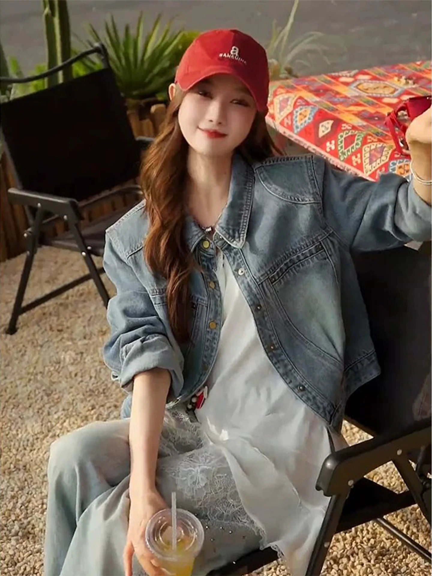 American Retro Loose Women's Denim Jacket Short Style Summer New Casual Versatile Shoulder Length Button up Pure Color Jacket
American Retro Loose Women's Denim Jacket Short Style Summer New Casual Versatile Shoulder Length Button up Pure Color Jacket