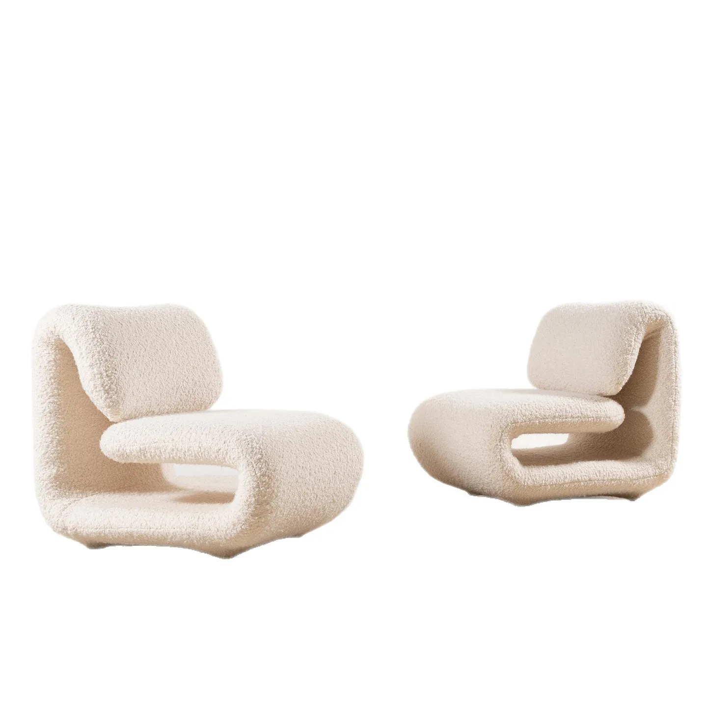 French cream retro medieval style living room curved special-shaped fabric single sofa chair
French cream retro medieval style living room curved special-shaped fabric single sofa chair