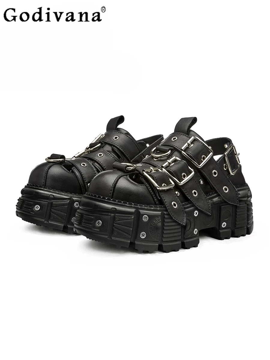 Y2k subculture Japanese original rivet dark loli platform muffin shoes sweet cool babes punk style fashion trend sandals
Y2k subculture Japanese original rivet dark loli platform muffin shoes sweet cool babes punk style fashion trend sandals
