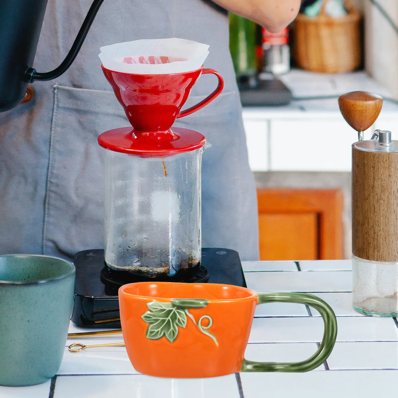 Набор из 1 предмета: керамическая кружка-тыква ручной росписи с ложкой, с большой ручкой, для кофе и чая, для дома, офиса, кафе, ресторана
Набор из 1 предмета: керамическая кружка-тыква ручной росписи с ложкой, с большой ручкой, для кофе и чая, для дома, офиса, кафе, ресторана