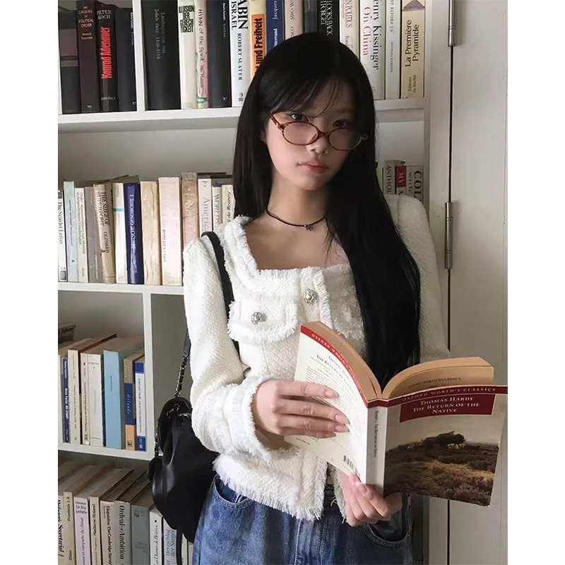 MEXZT укороченный твидовый пиджак женский винтажный лоскутный черный пиджак с кисточками осенние корейские элегантные верхняя одежда с квадратным воротником и длинными рукавами
MEXZT укороченный твидовый пиджак женский винтажный лоскутный черный пиджак с кисточками осенние корейские элегантные верхняя одежда с квадратным воротником и длинными рукавами