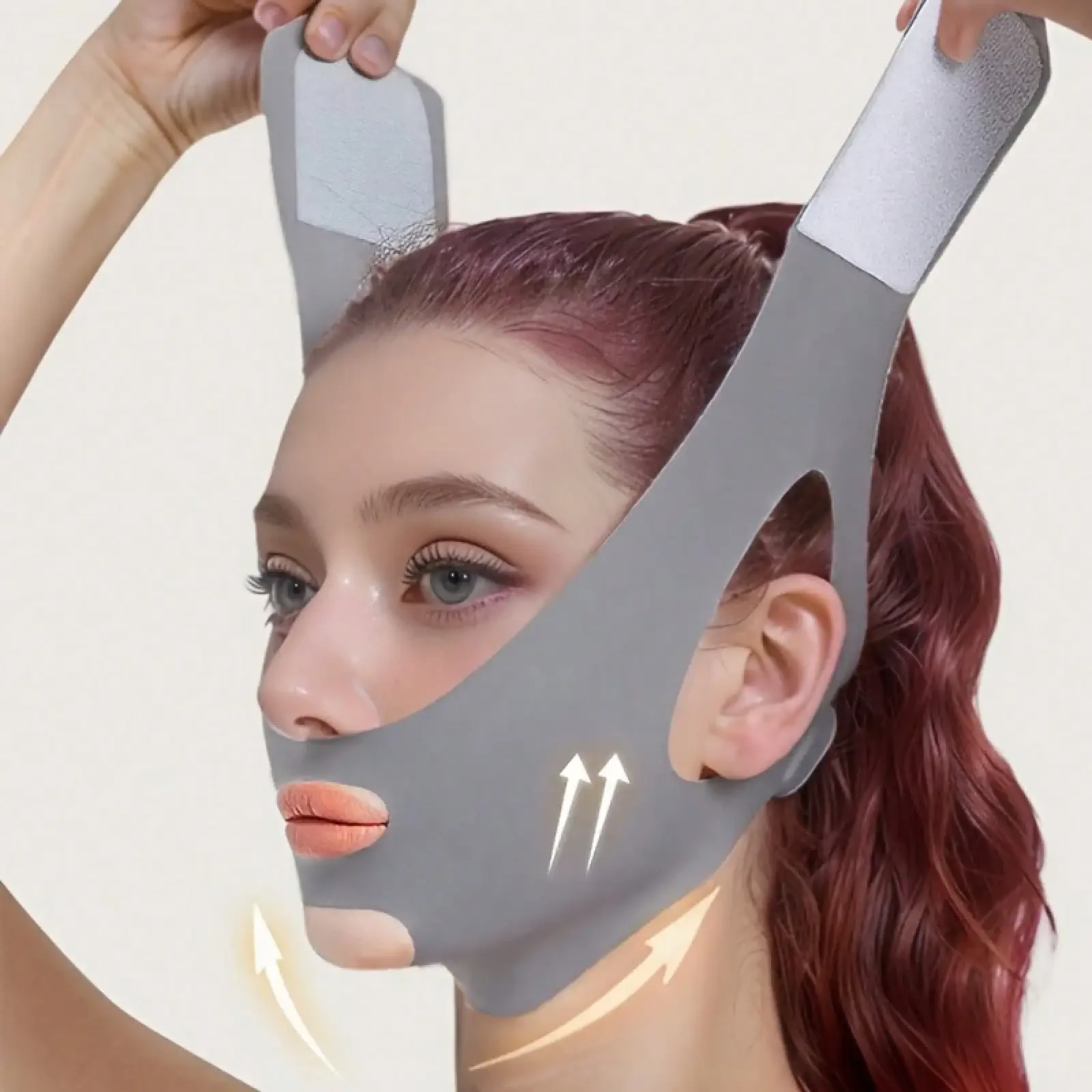 The gray V-shaped headband is suitable for wearing by people of all ages and helps define the facial contours.
The gray V-shaped headband is suitable for wearing by people of all ages and helps define the facial contours.