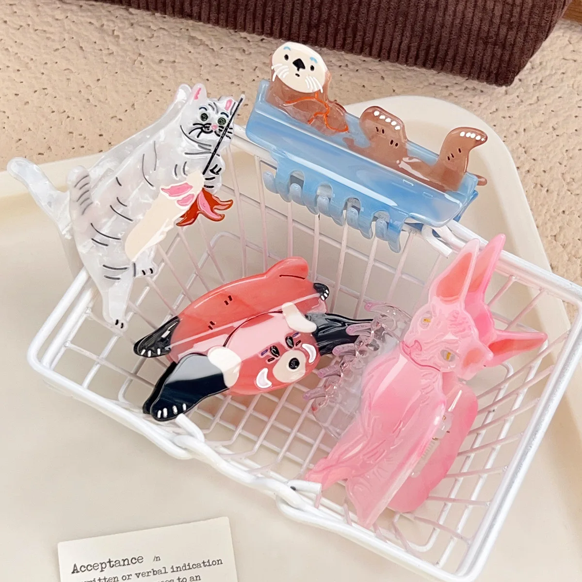 New cute and fresh little raccoon cat water lazy acetic acid splicing grab clip large shark clip cartoon hairpin
New cute and fresh little raccoon cat water lazy acetic acid splicing grab clip large shark clip cartoon hairpin