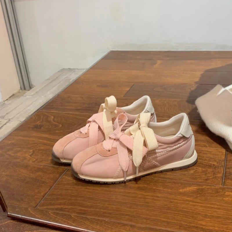 Ballet Style All-match Genuine Leather Thick-soled Dexun Shoes for Women All-match Casual Sports Shoes with Straps
Ballet Style All-match Genuine Leather Thick-soled Dexun Shoes for Women All-match Casual Sports Shoes with Straps