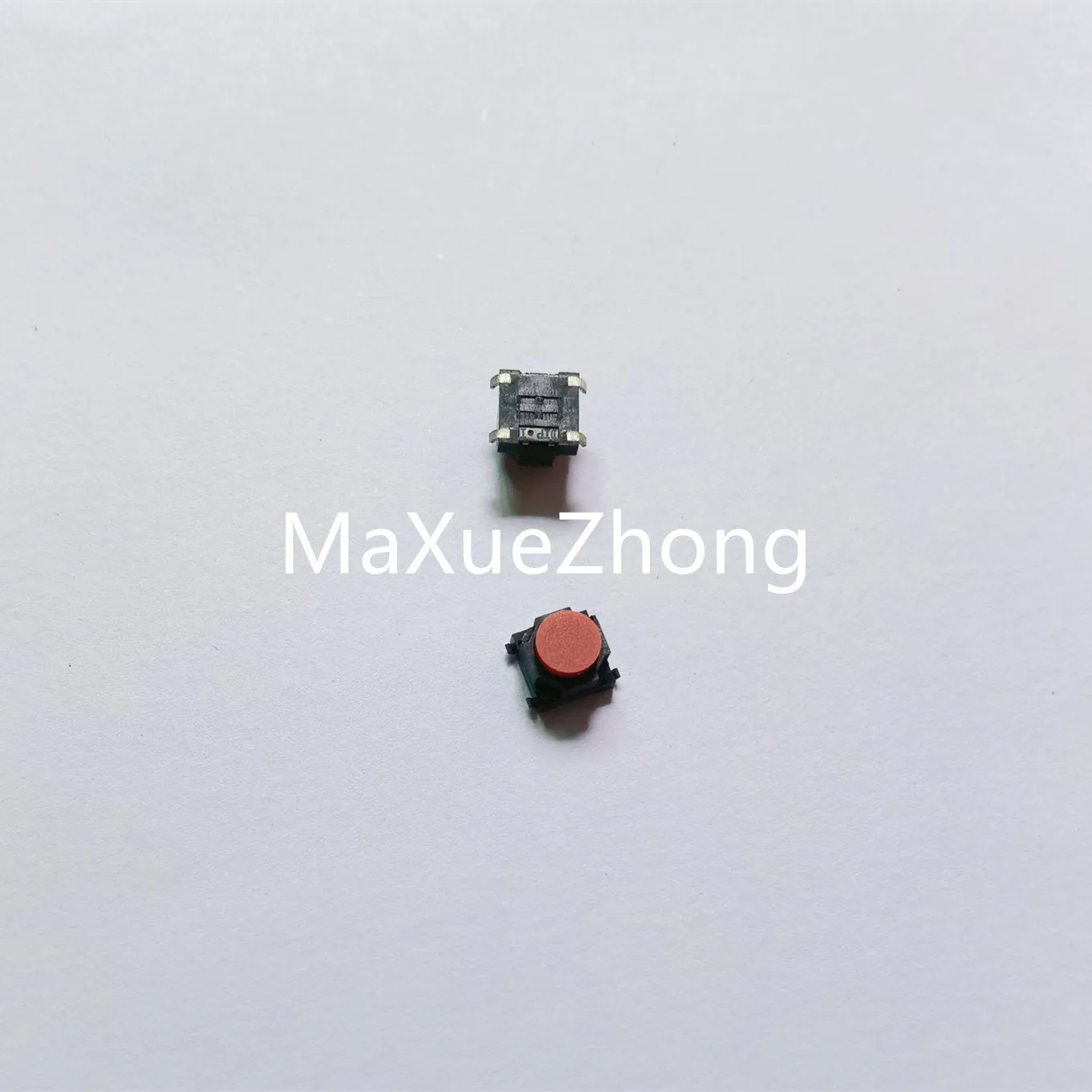 Оригинальный новый 100% LTL-613R-V-T/R SMD 4-контактный 6*6*5 мм силиконовый сенсорный переключатель мини бесшумный кнопочный переключатель
Оригинальный новый 100% LTL-613R-V-T/R SMD 4-контактный 6*6*5 мм силиконовый сенсорный переключатель мини бесшумный кнопочный переключатель