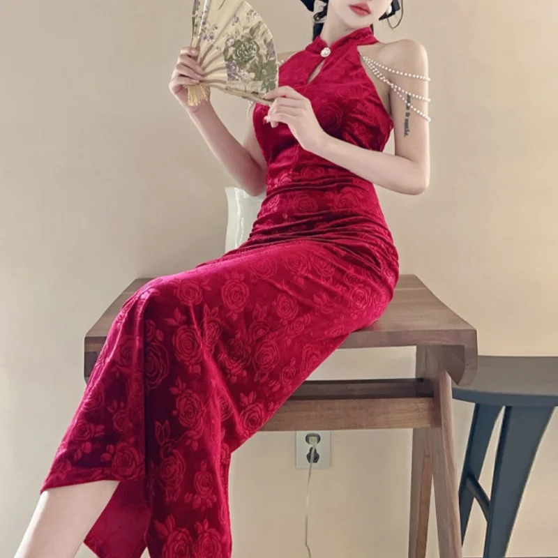 Длинное бархатное платье Cheongsam в стиле ретро, сексуальное тонкое Ципао с жемчугом, выдалбливают китайские платья, улучшенное вечернее платье Cheongsam, Vestidos
Длинное бархатное платье Cheongsam в стиле ретро, сексуальное тонкое Ципао с жемчугом, выдалбливают китайские платья, улучшенное вечернее платье Cheongsam, Vestidos