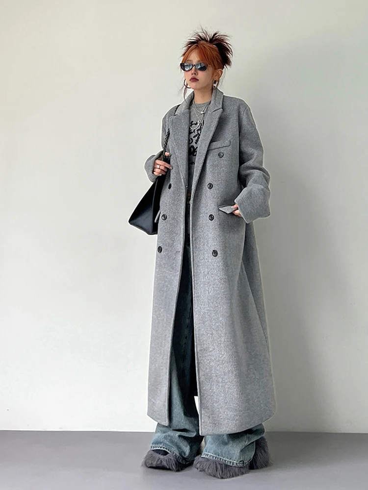 Autumn Winter Cool Oversized Long Warm Gray Woolen Coat Women Luxury Designer Clothes Wool Blends Overcoat 2025
Autumn Winter Cool Oversized Long Warm Gray Woolen Coat Women Luxury Designer Clothes Wool Blends Overcoat 2025