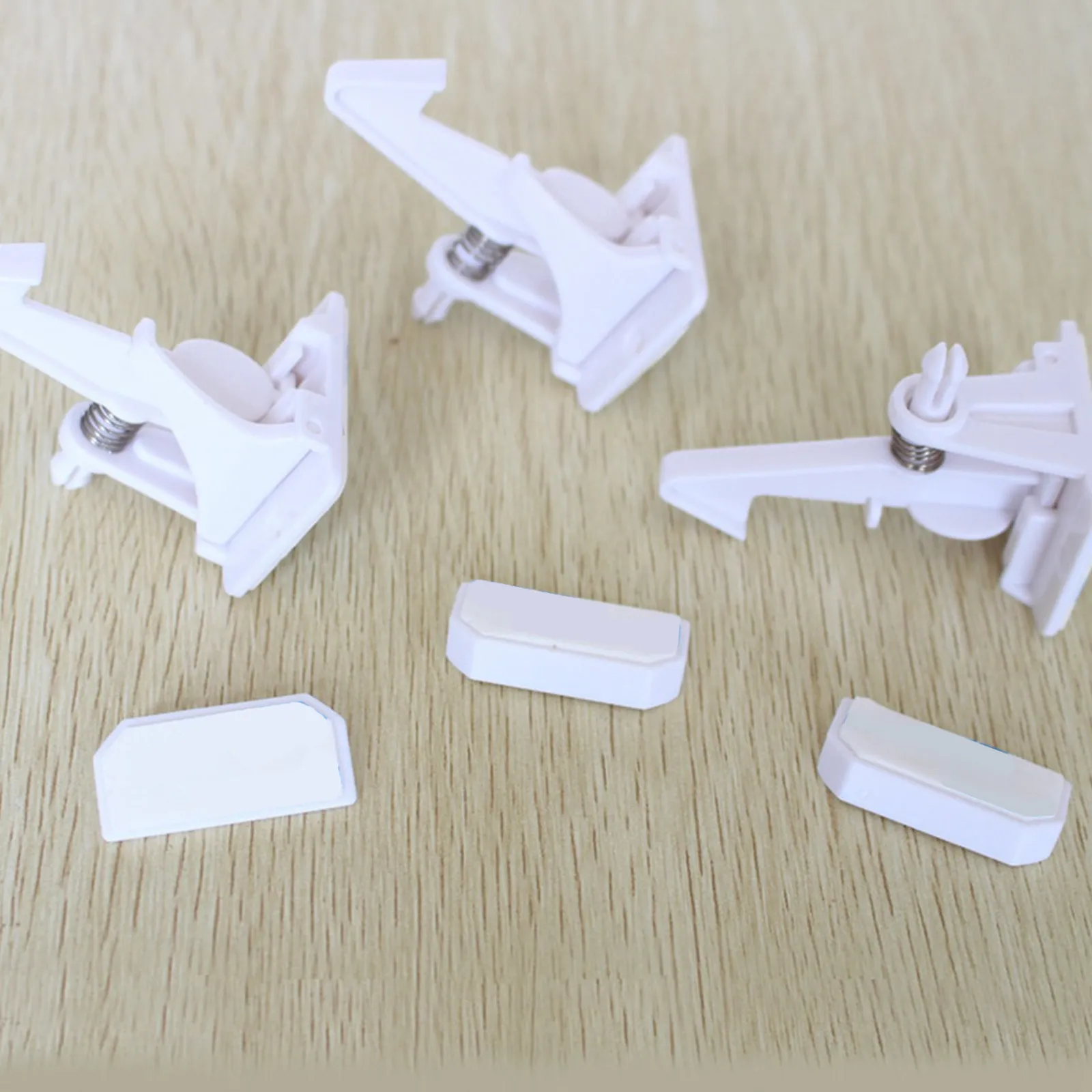 12pcs Child Safety Locks For Cabinets Drawers Invisible Magnetic Latches No Drill Required Cabinet Locks Spring Lock
12pcs Child Safety Locks For Cabinets Drawers Invisible Magnetic Latches No Drill Required Cabinet Locks Spring Lock