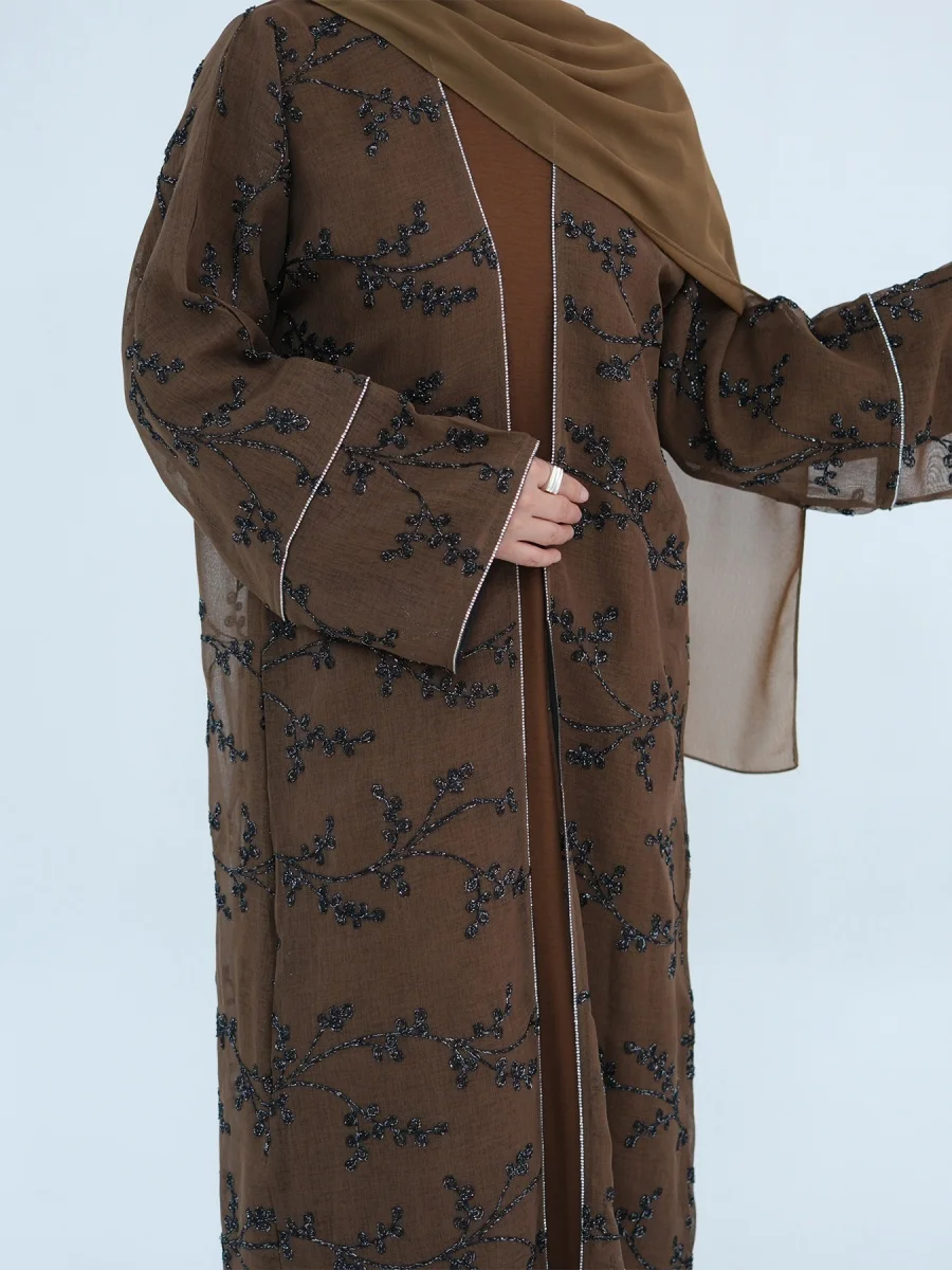 Мусульманские женщины Дубай Абая Роскошное длинное платье с цветочной вышивкой Кимоно Кардиган Кафтан Скромный халат Femme Исламская одежда Kebaya
Мусульманские женщины Дубай Абая Роскошное длинное платье с цветочной вышивкой Кимоно Кардиган Кафтан Скромный халат Femme Исламская одежда Kebaya