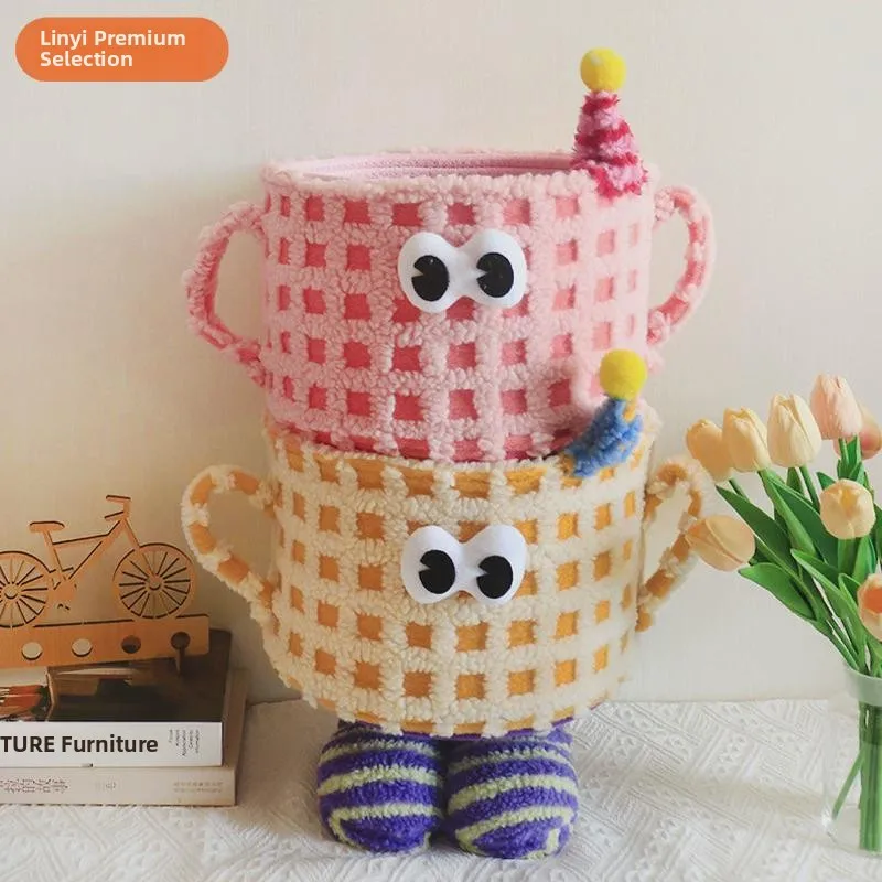 Home Fabric Basket Cable Knitting Small Monster Waist Fork Snack Miscellaneous Storage Basket Plush Woven Home Storage
Home Fabric Basket Cable Knitting Small Monster Waist Fork Snack Miscellaneous Storage Basket Plush Woven Home Storage