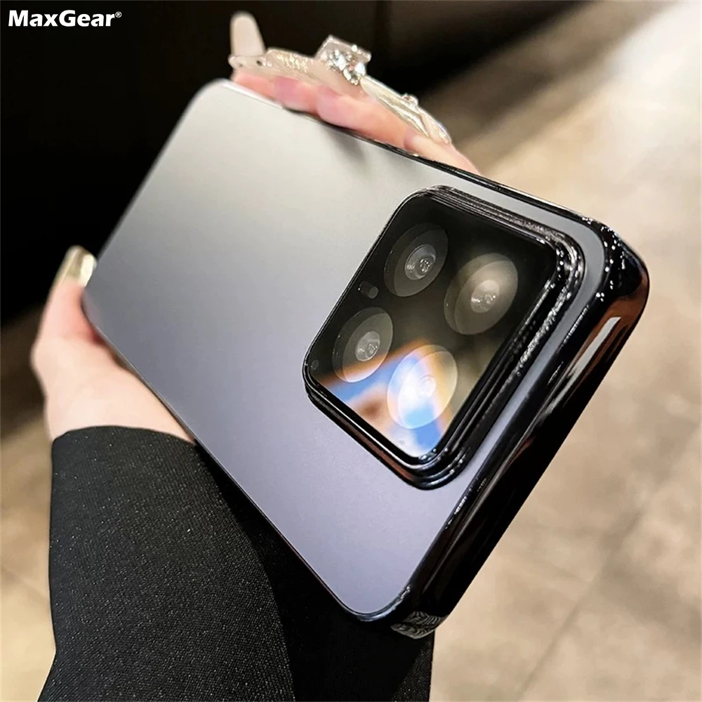 Роскошный Глянцевый Твердый защитный чехол из закаленного стекла для Xiaomi 14 13 Pro 14Pro 6D покрытие армированный керамический Хрустальный чехол для объектива
Роскошный Глянцевый Твердый защитный чехол из закаленного стекла для Xiaomi 14 13 Pro 14Pro 6D покрытие армированный керамический Хрустальный чехол для объектива