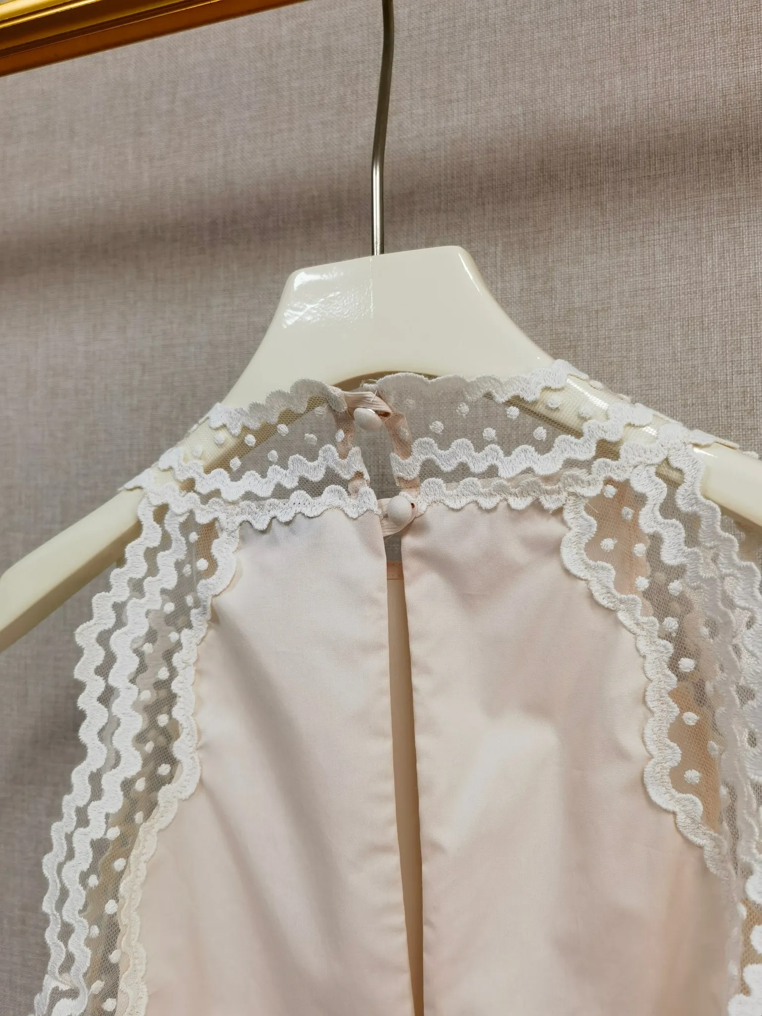 Summer Women Lace Edge Splice Off Shoulder Vest Sleeveless Short Tank Top + High Waist A-Line Midi Skirt
Summer Women Lace Edge Splice Off Shoulder Vest Sleeveless Short Tank Top + High Waist A-Line Midi Skirt