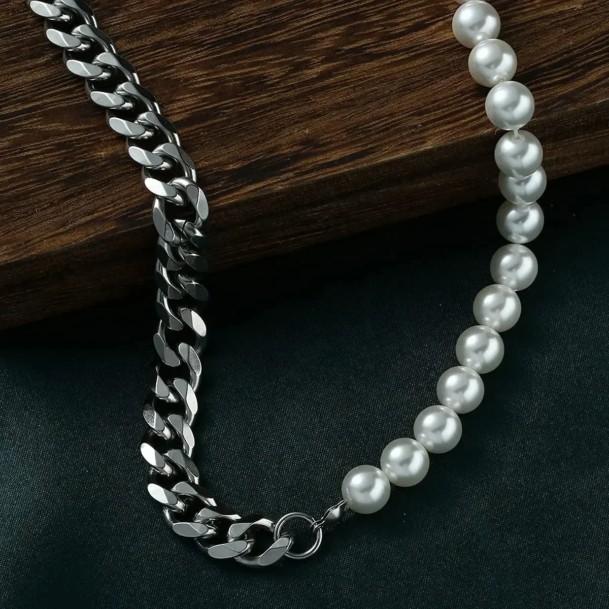 Pearl Necklace for Men-Half Pearl Half Chain Necklaces Cuban Link Chains for Men Stainless Steel Jewelry
Pearl Necklace for Men-Half Pearl Half Chain Necklaces Cuban Link Chains for Men Stainless Steel Jewelry