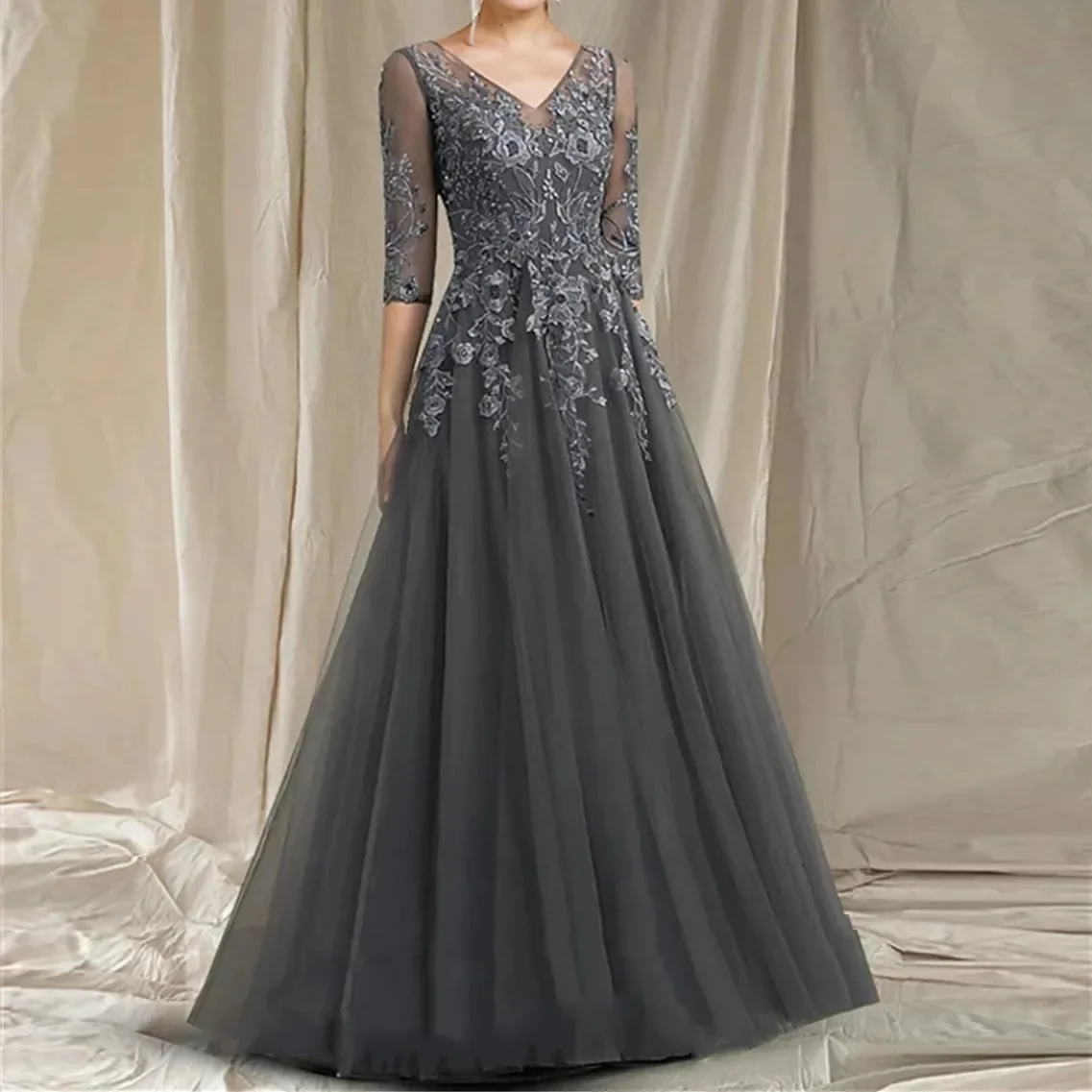 Elegant A-Line Applique Grey Lace Mother Of The Birde Dresses V-Neck Half Long Sleeves Wedding Groom Mom Gowns
Elegant A-Line Applique Grey Lace Mother Of The Birde Dresses V-Neck Half Long Sleeves Wedding Groom Mom Gowns