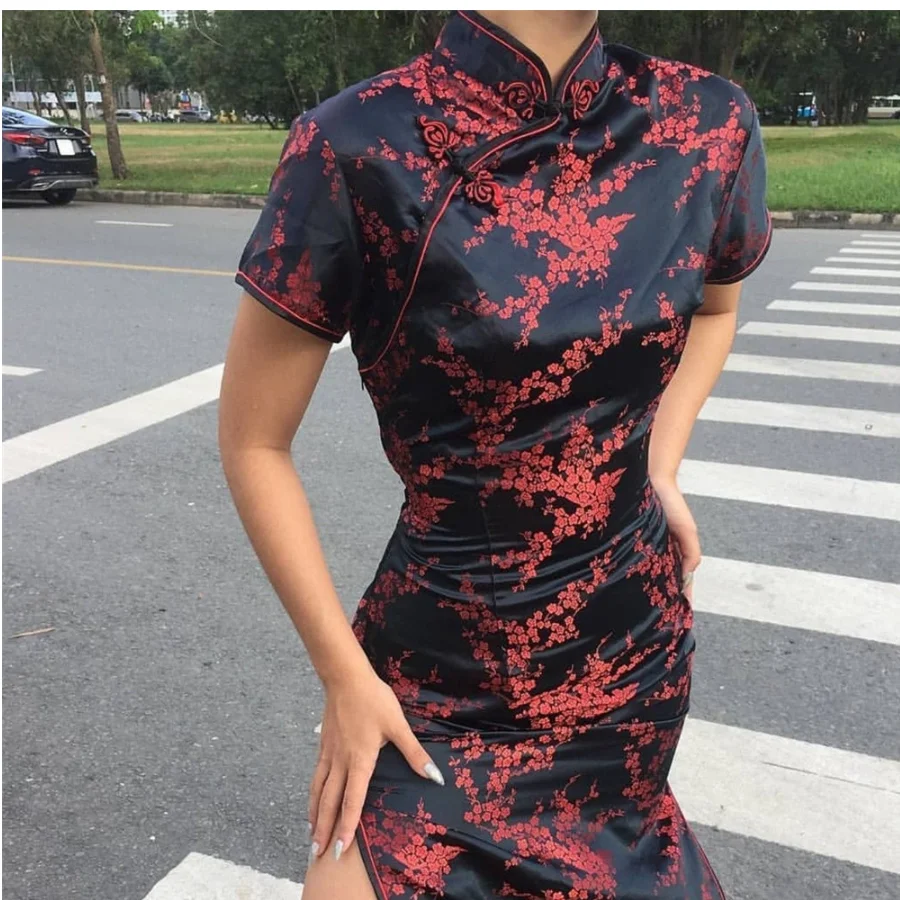 Chinese Style Dress Costume Vintage Mandarin Collar Qipaos Long Cheongsam Women Vestidos Sexy Split Qipao Plus Size 4Xl 5Xl 6Xl
Chinese Style Dress Costume Vintage Mandarin Collar Qipaos Long Cheongsam Women Vestidos Sexy Split Qipao Plus Size 4Xl 5Xl 6Xl
