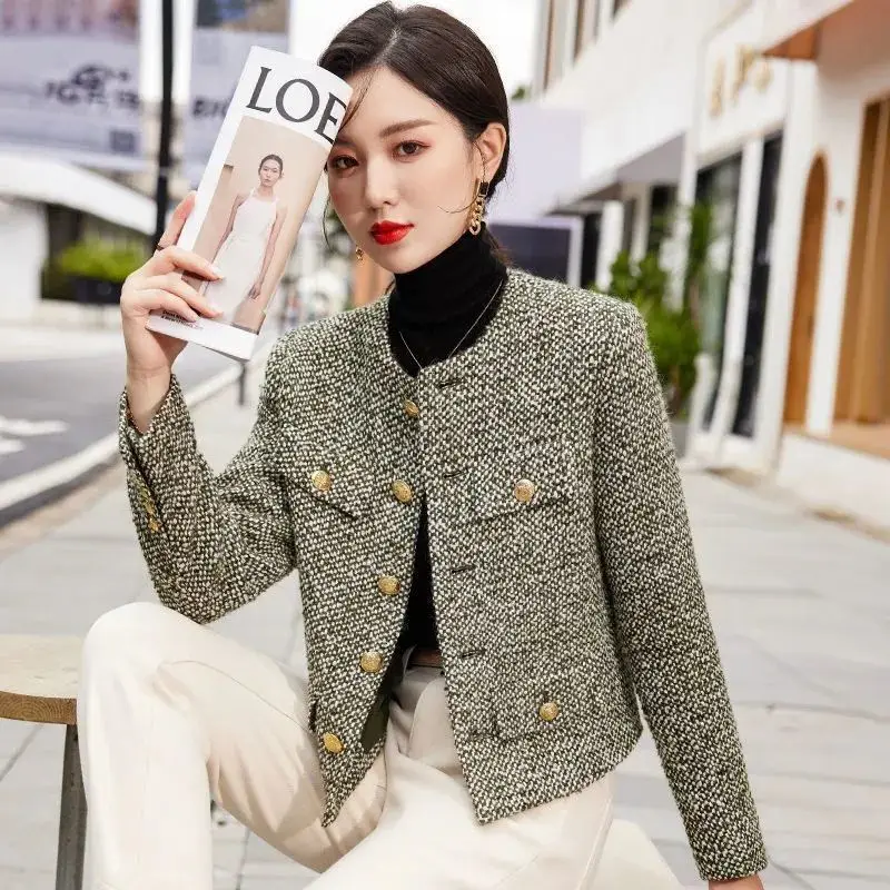 Mixtures Jacket Woman Half Black Retro Tweed Wool Blend Coat for Women Short Luxury Elegant Fashion 2024 Hot Novelty Cheap Coats
Mixtures Jacket Woman Half Black Retro Tweed Wool Blend Coat for Women Short Luxury Elegant Fashion 2024 Hot Novelty Cheap Coats
