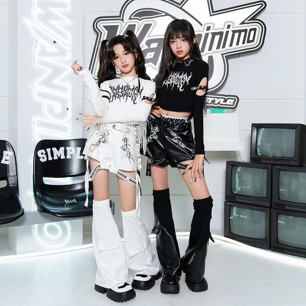 2024 New Tassel Top Loose Shorts Kpop Outfits Jazz Dance Performance Costumes For Girls Fashion Hip Hop Stage Clothes DQS17550
2024 New Tassel Top Loose Shorts Kpop Outfits Jazz Dance Performance Costumes For Girls Fashion Hip Hop Stage Clothes DQS17550