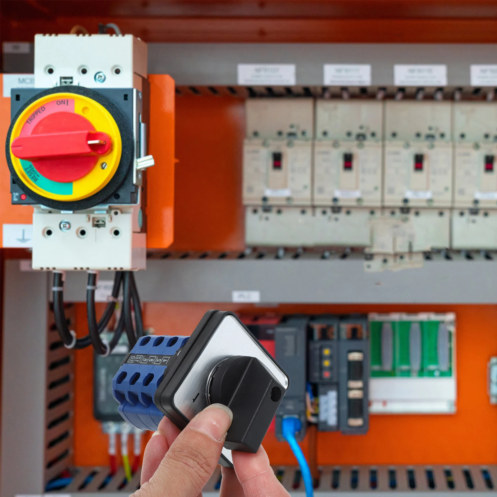 Three Position Switch 550V 20A On 8 Terminals Rotary Cam Selector Transfer Changeover Switch For Motor Control Electrical
Three Position Switch 550V 20A On 8 Terminals Rotary Cam Selector Transfer Changeover Switch For Motor Control Electrical
