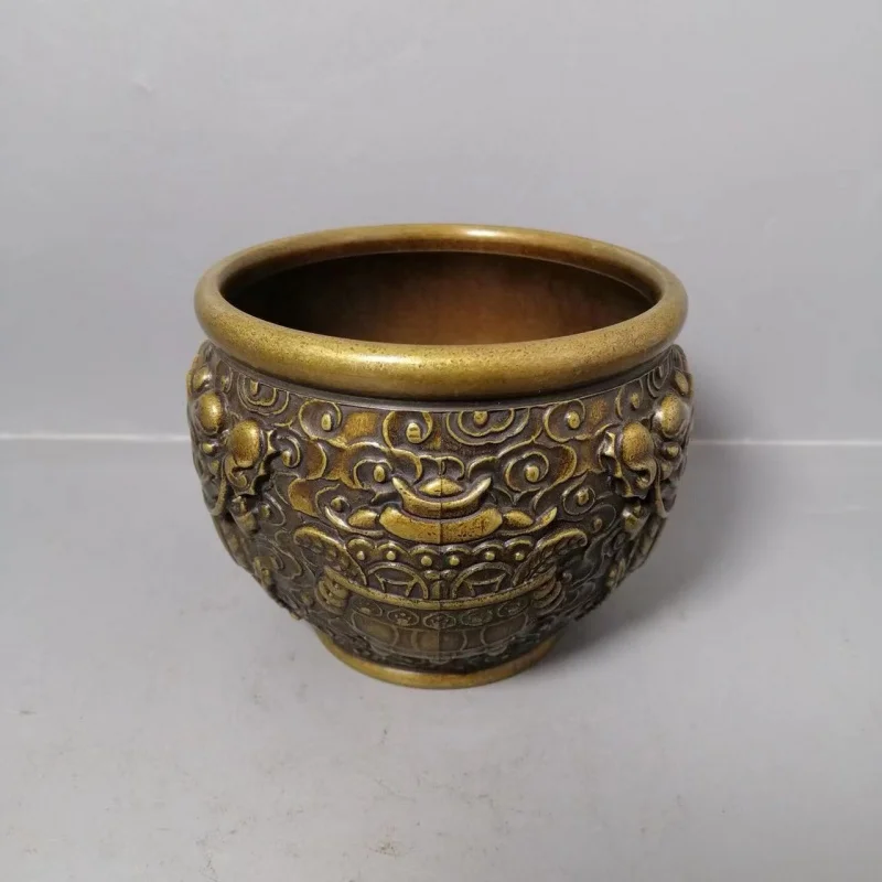 Antique thickened copper Qilin ashtray, incense , aromatherapy burner for home use
Antique thickened copper Qilin ashtray, incense , aromatherapy burner for home use