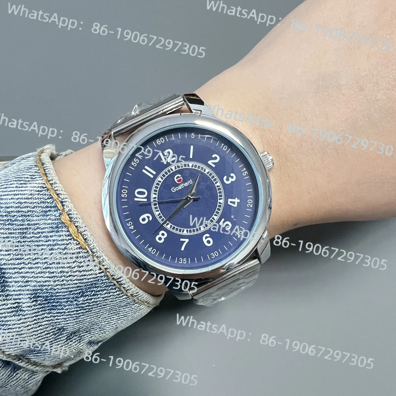 Quartz Fashion Digital Blue Disc Waterproof Stainless Steel Men's Watch
Quartz Fashion Digital Blue Disc Waterproof Stainless Steel Men's Watch