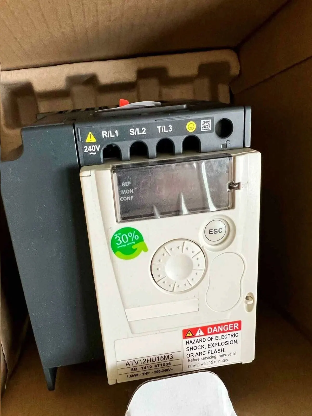 Brand New ATV12PU30M3 ATV12PU40M3 One Year Warranty
Brand New ATV12PU30M3 ATV12PU40M3 One Year Warranty