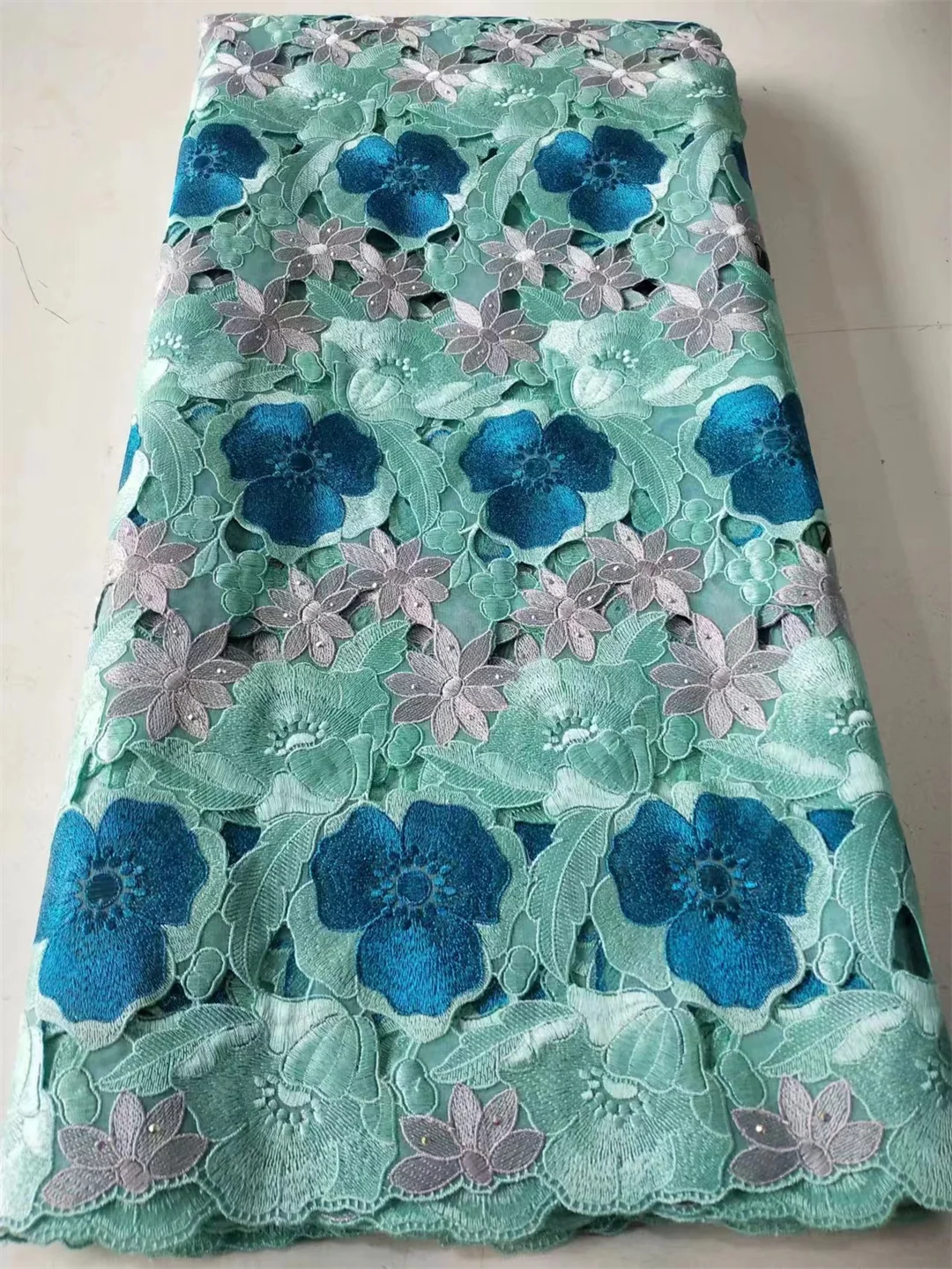 Luxury High Grade African Lace Fabric Swiss Voile Lace In Switzerland High Quality. For Celebrant Birthday Dresses For Wo G163-1
Luxury High Grade African Lace Fabric Swiss Voile Lace In Switzerland High Quality. For Celebrant Birthday Dresses For Wo G163-1