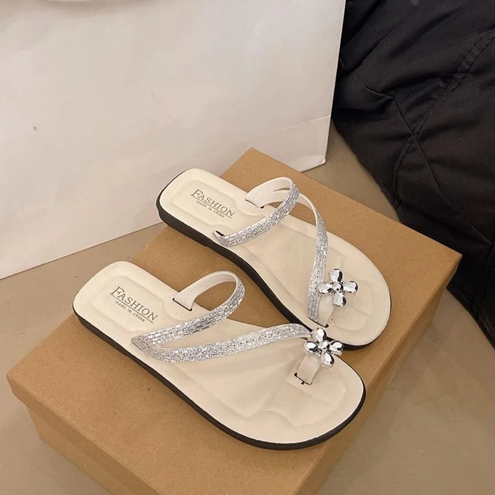 Rhinestones Summer Women's Sandals Cross Straps Comfortable Flip Flops Anti-slip Casual Flat Slippers Summer Girl's Footwear
Rhinestones Summer Women's Sandals Cross Straps Comfortable Flip Flops Anti-slip Casual Flat Slippers Summer Girl's Footwear