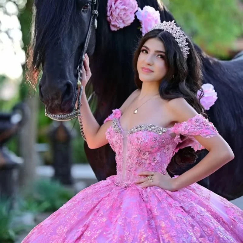 Shiny Pink Quinceanera Dress Lace off-shoulder glitter flower decal Tull crystal vestidos de 15 Quinceanera Customized
Shiny Pink Quinceanera Dress Lace off-shoulder glitter flower decal Tull crystal vestidos de 15 Quinceanera Customized