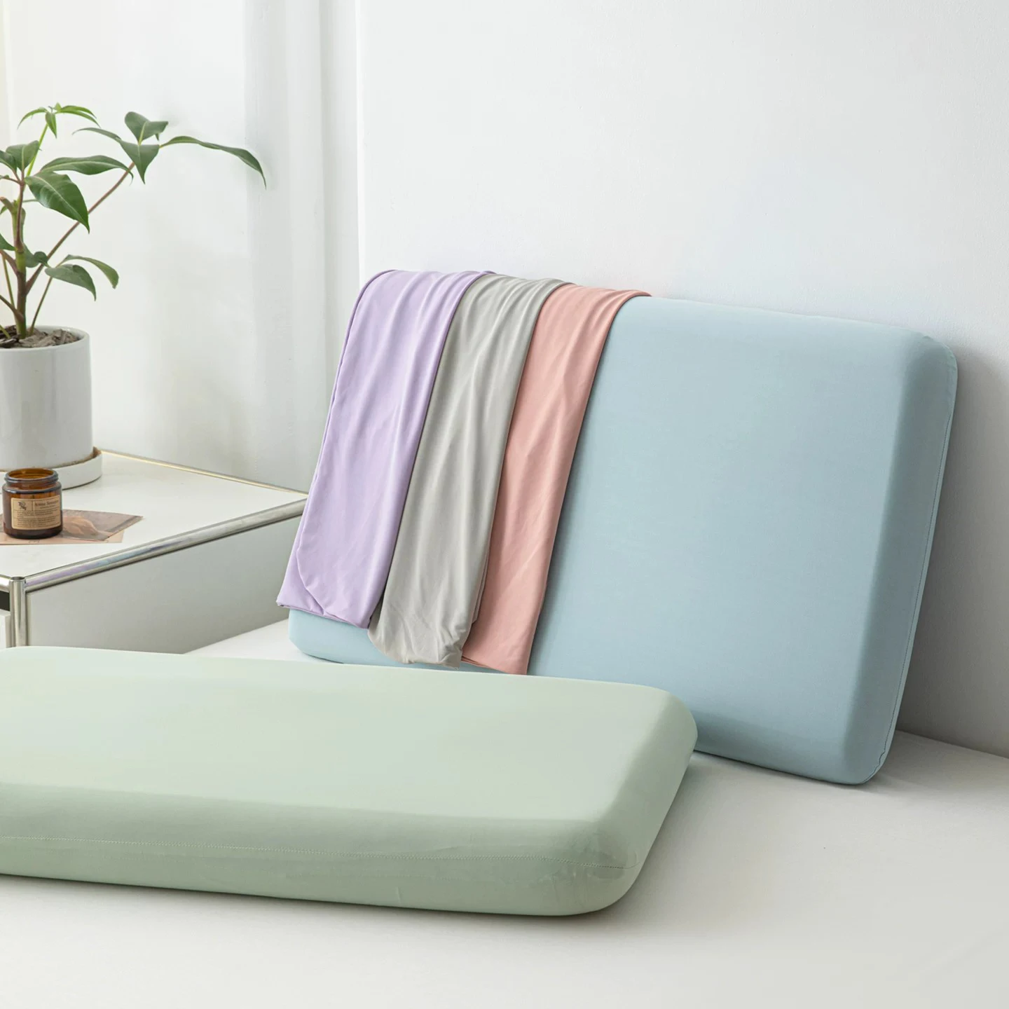 2-Piece Ice Cooling Stretch Pillowcase Solid Color Washable Pillow Slip Fits All Pillows Summer Bedroom Breathable Pillow Cover
2-Piece Ice Cooling Stretch Pillowcase Solid Color Washable Pillow Slip Fits All Pillows Summer Bedroom Breathable Pillow Cover
