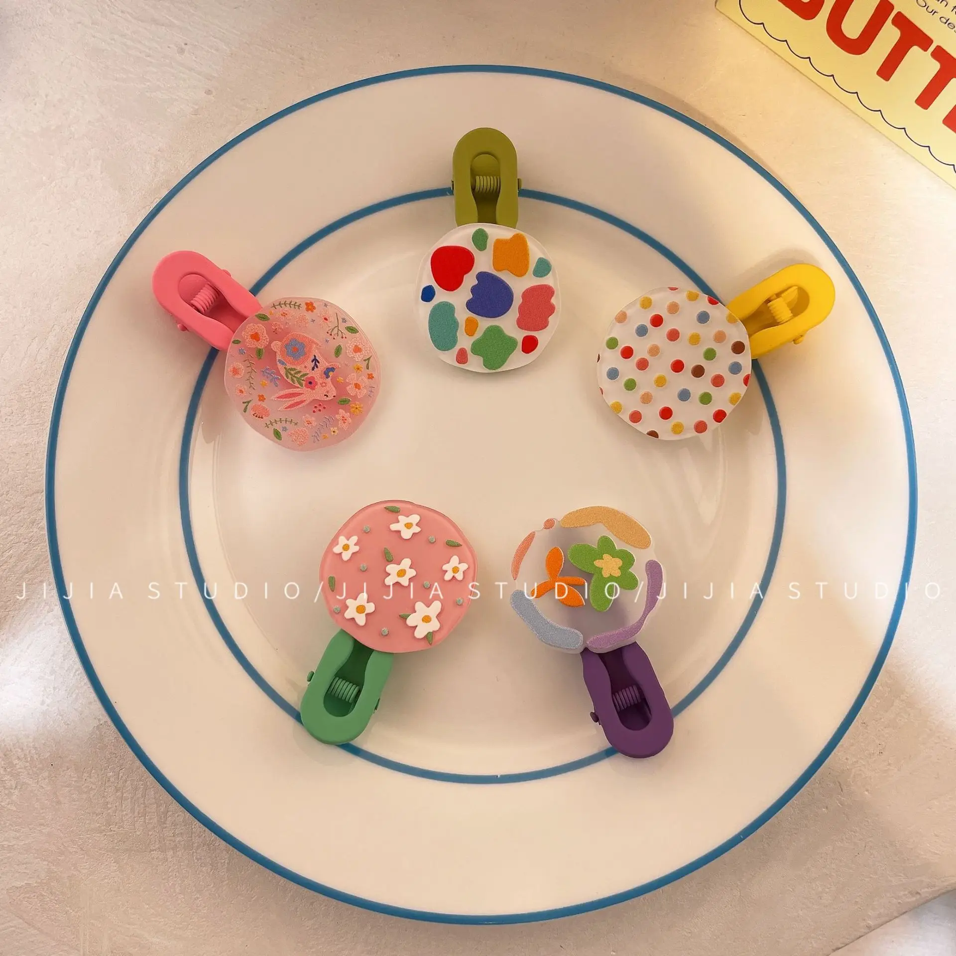 Bunny Hair Clips for Girls 2pcs Colorful Geometric Barrettes Kids Drawing Board Clips Kawaii School Hair Accessories
Bunny Hair Clips for Girls 2pcs Colorful Geometric Barrettes Kids Drawing Board Clips Kawaii School Hair Accessories