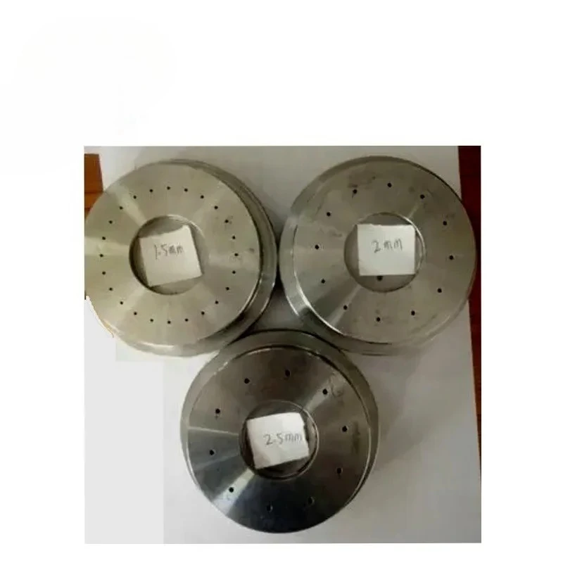 Индивидуальные 110-мм 45-градусные детали # Стальные матрицы для двухшнекового экструдера, для производства плавающих/тонущих гранул корма для рыб
Индивидуальные 110-мм 45-градусные детали # Стальные матрицы для двухшнекового экструдера, для производства плавающих/тонущих гранул корма для рыб