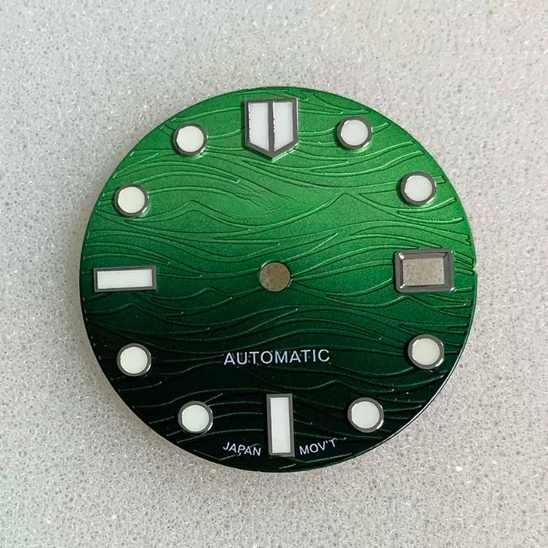 Customized Watch Dial Modification Parts Sun Pattern Literal Single Calendar Gradual Change Bright Suitable for NH35 Movement
Customized Watch Dial Modification Parts Sun Pattern Literal Single Calendar Gradual Change Bright Suitable for NH35 Movement