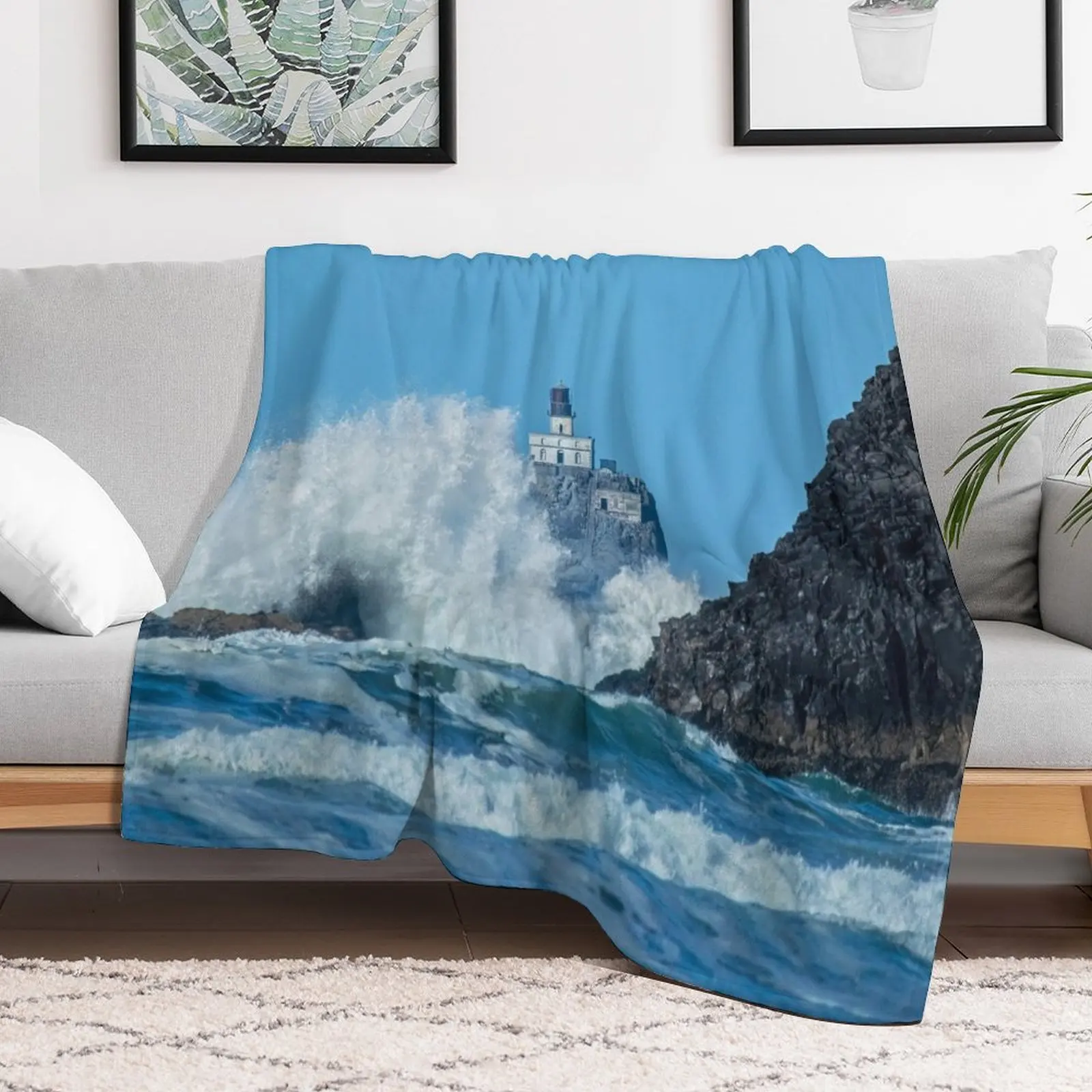 Tillamook Rock Lighthouse, Oregon - Terrible Tilly Throw Blanket Moving Retros Quilt Blankets
Tillamook Rock Lighthouse, Oregon - Terrible Tilly Throw Blanket Moving Retros Quilt Blankets