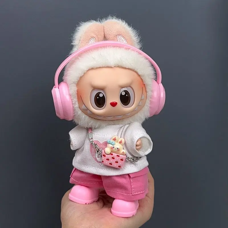 17cm Labubu 1-3 Gen Doll Outfits Cute White T-Shirt + Pink Cargo Pants + Headphones & Shoes Set Labubu Sitting Party Clothes
17cm Labubu 1-3 Gen Doll Outfits Cute White T-Shirt + Pink Cargo Pants + Headphones & Shoes Set Labubu Sitting Party Clothes