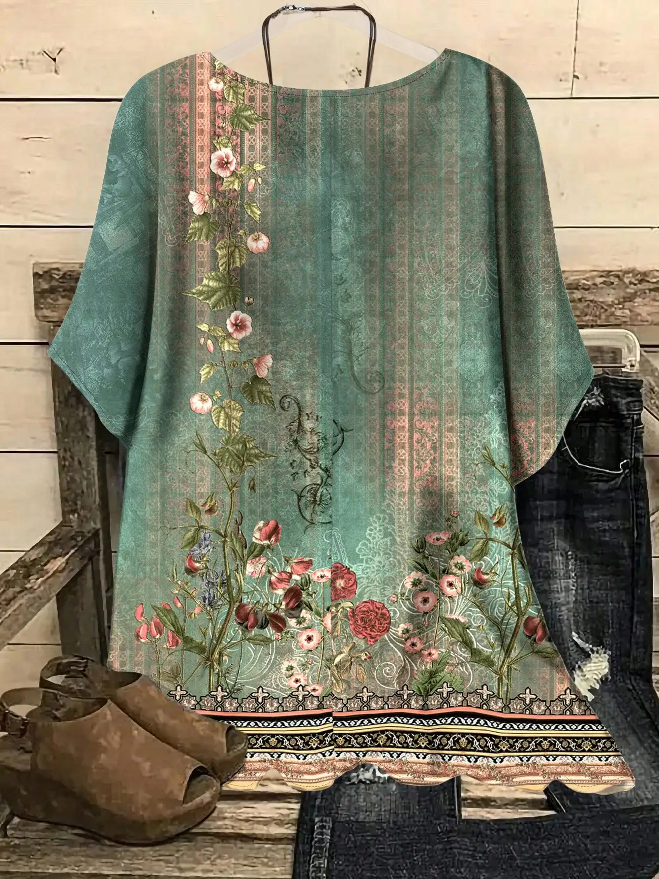Women Casual Floral Print Round Neck Blouse Loose Fit Summer Bohemian Top
Women Casual Floral Print Round Neck Blouse Loose Fit Summer Bohemian Top