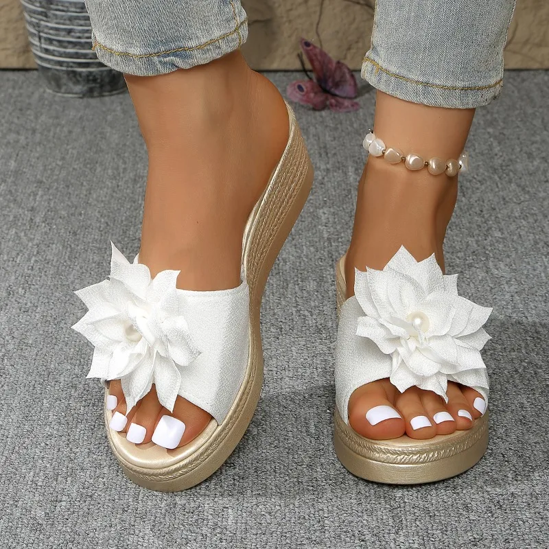 Fashion High Heeled Women Sandals 2026 New Flower Decor Solid Round Toe Platform Female Shoes Trend Casual Comfort Wedge Sandals
Fashion High Heeled Women Sandals 2026 New Flower Decor Solid Round Toe Platform Female Shoes Trend Casual Comfort Wedge Sandals