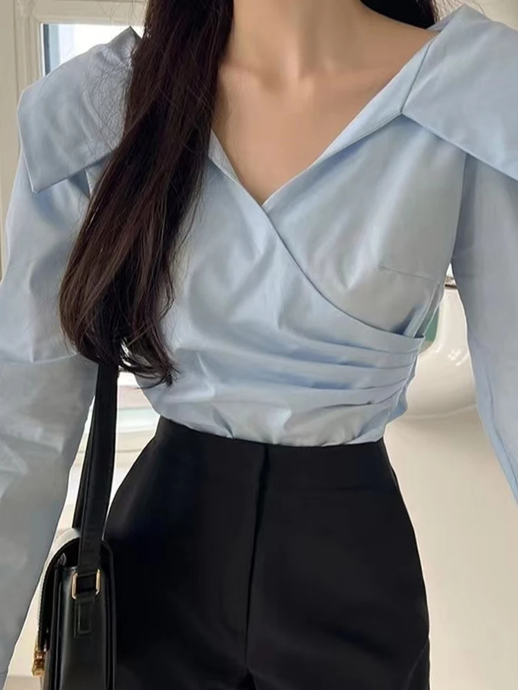Spring 2024 Women's Cross V-Ne White irt Slimming Blue irt Korean Sle Commute Loose Fit Long Sve ort Length
Spring 2024 Women's Cross V-Ne White irt Slimming Blue irt Korean Sle Commute Loose Fit Long Sve ort Length