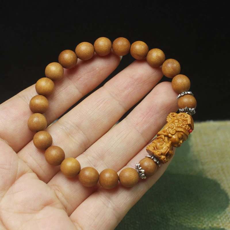 Barbie Sandalwood 8mm Buddhist Bead Bracelet with Carved Mazu Charm, Women's Accessory, Cultural Item, Prayer Beads, Gift
Barbie Sandalwood 8mm Buddhist Bead Bracelet with Carved Mazu Charm, Women's Accessory, Cultural Item, Prayer Beads, Gift