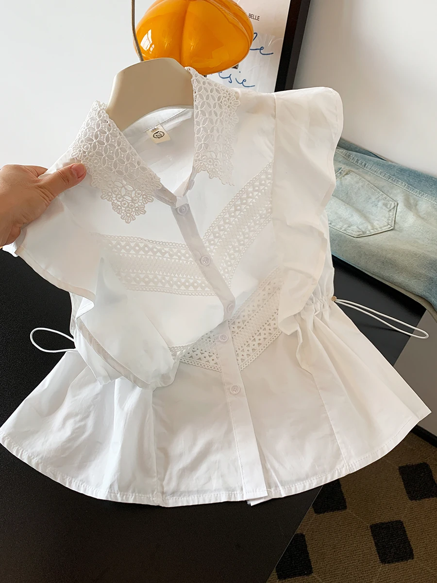 Белая женская блузка Svel с богатой отделкой, присборенной талией и оборками, летняя, из смесового хлопка, с воротником, стандартный крой
Белая женская блузка Svel с богатой отделкой, присборенной талией и оборками, летняя, из смесового хлопка, с воротником, стандартный крой