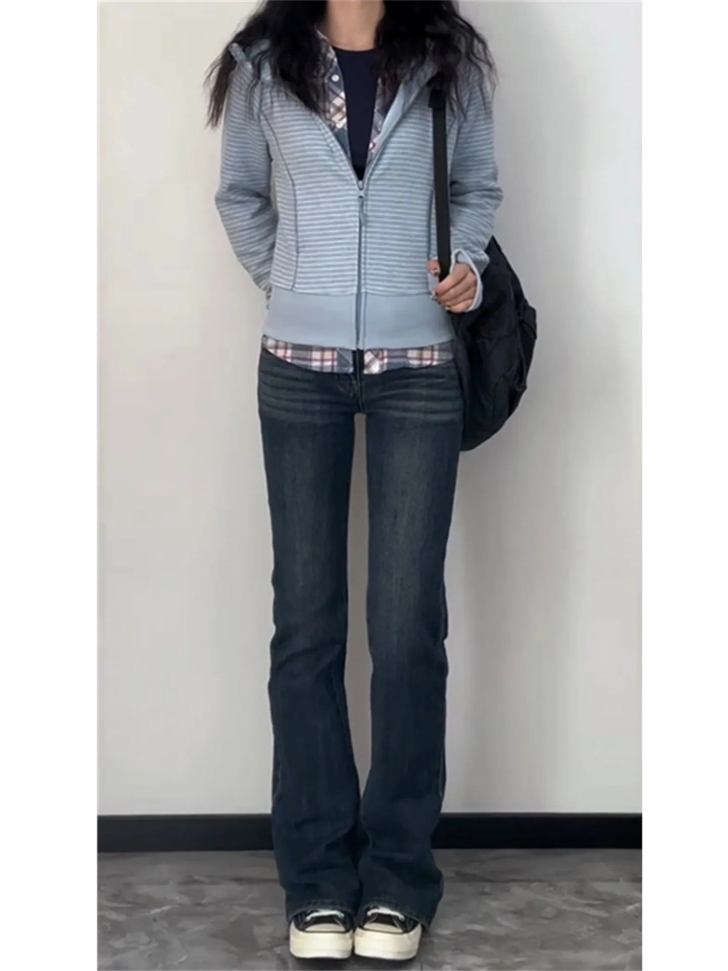 Extended American Vintage Deep Blue Low Waist Flared Jeans Women's Slimming Straight Leg Cotton Denim Pants High Waist
Extended American Vintage Deep Blue Low Waist Flared Jeans Women's Slimming Straight Leg Cotton Denim Pants High Waist