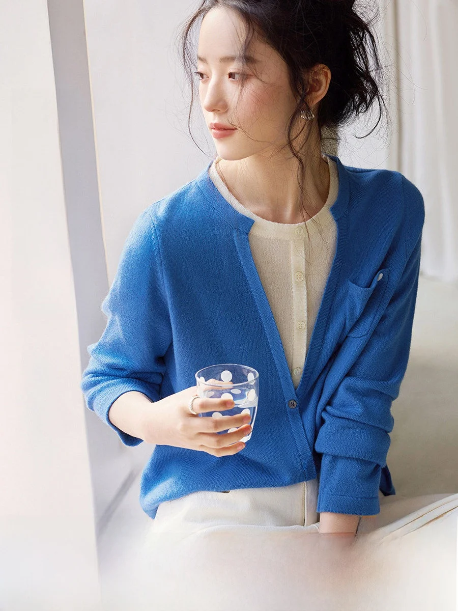 Unique Knitted Sweater Women's Klein Blue Fake Two-Piece Spring 2026 Ele Sle Straight Cut Nylon Fabric Long Sve Top
Unique Knitted Sweater Women's Klein Blue Fake Two-Piece Spring 2026 Ele Sle Straight Cut Nylon Fabric Long Sve Top