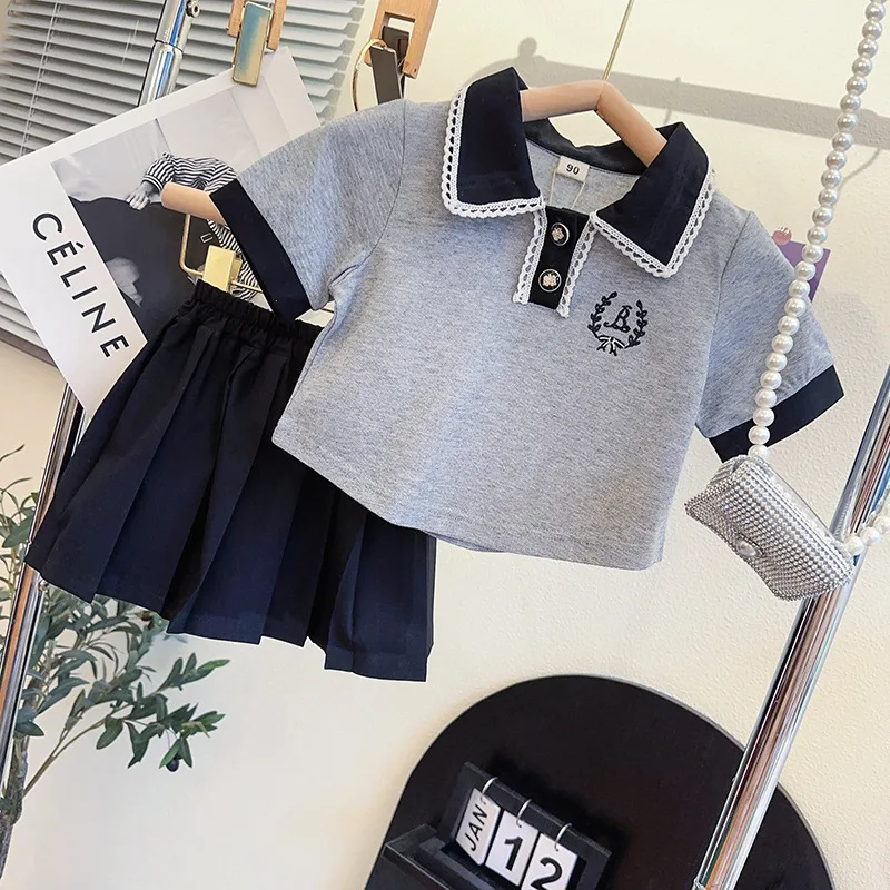 Girls Suit2025SummerPOLOShort Sleeve Shirt+Pleated Skirt Two-Piece Set Young and Little Girls Generation Hair
Girls Suit2025SummerPOLOShort Sleeve Shirt+Pleated Skirt Two-Piece Set Young and Little Girls Generation Hair